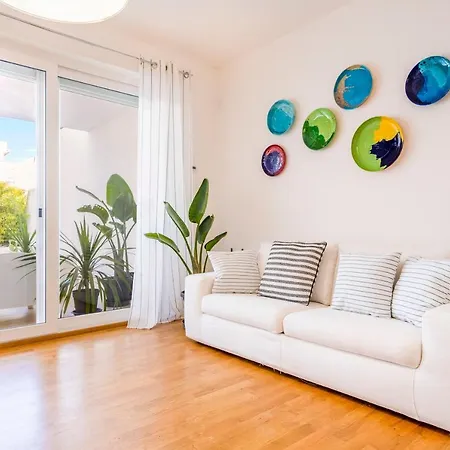 Chiara - Luxury Seaside Retreat דירה *